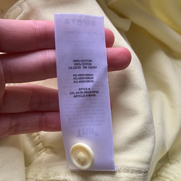 Aritzia - TNA - high waisted cargo shorts with belt - size XS - never been worn - Picture 6 of 8